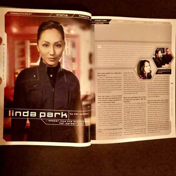 Star Trek Communicator Magazine #147 - Picture 4 of 12